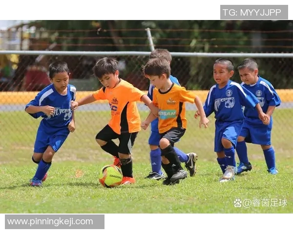 少儿足球适合几岁开始培养孩子的兴趣与技能发展探讨